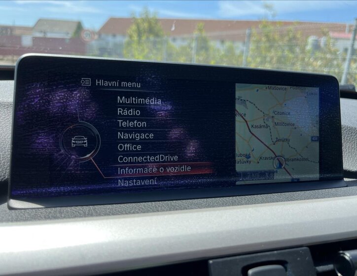 BMW Řada 3 Sedan / Limuzína 2,0 l 135 kw