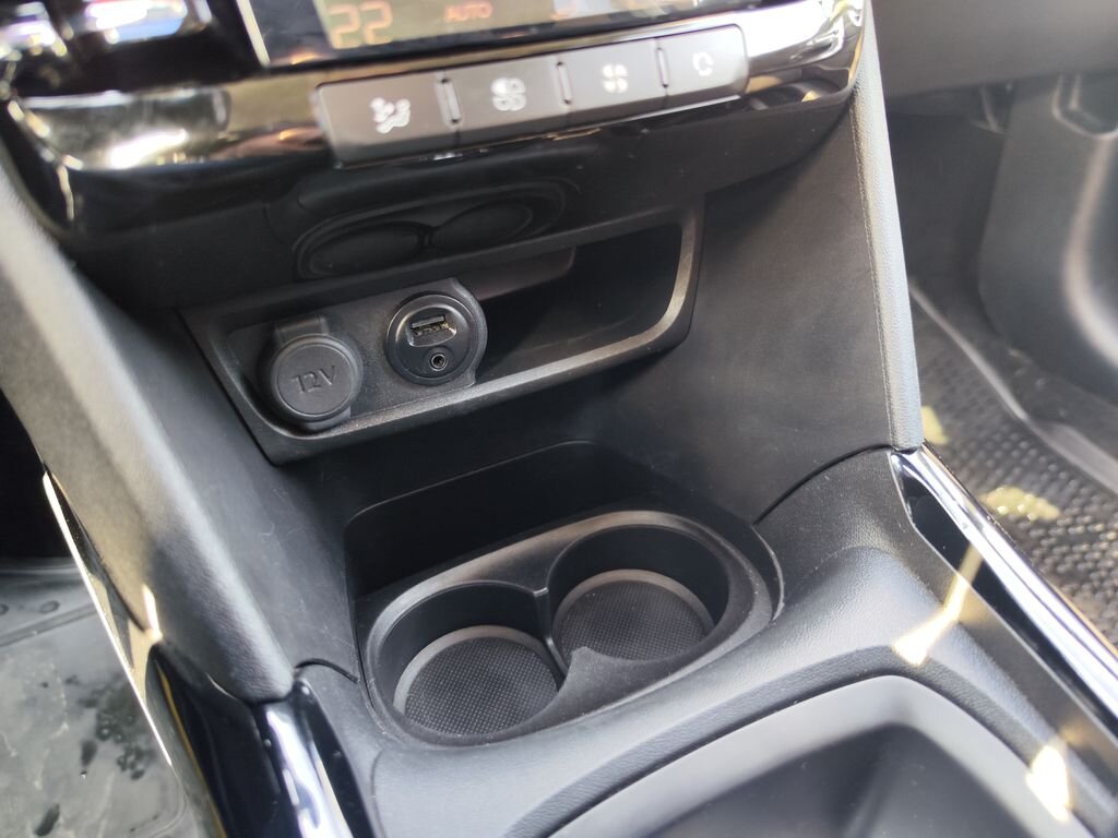 Peugeot 2008 SUV / Terénní 1,2 l 81 kw