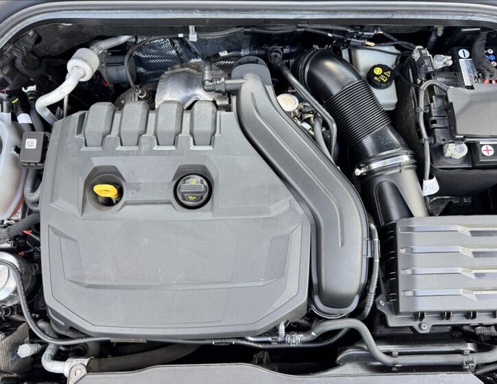 Škoda Scala Hatchback 1,5 l 110 kw