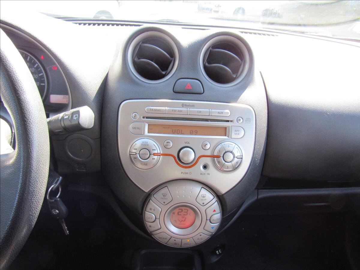 Nissan Micra Hatchback 1,2 l 59 kw