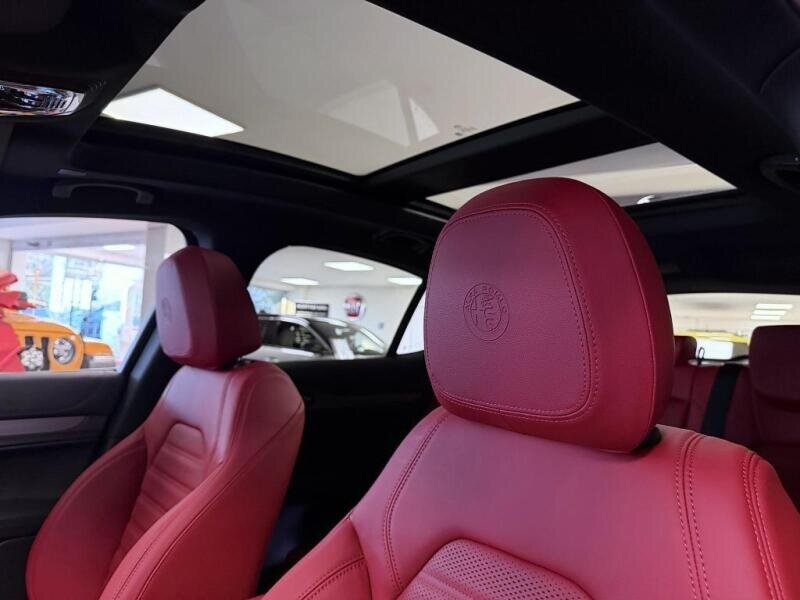 Alfa Romeo Stelvio SUV / Terénní 2,0 l 206 kw