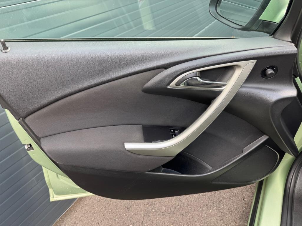 Opel Astra Hatchback 1,4 l 74 kw