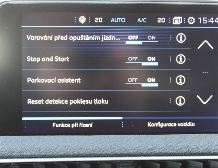 Peugeot 3008 SUV / Terénní 1,2 l 96 kw