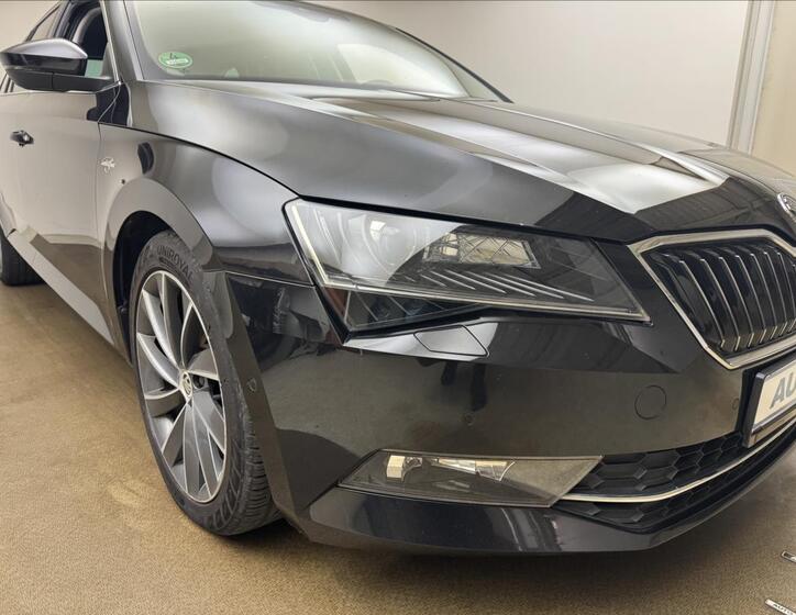 Škoda Superb 52