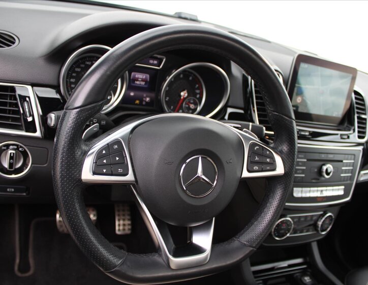 Mercedes-Benz GLE 16