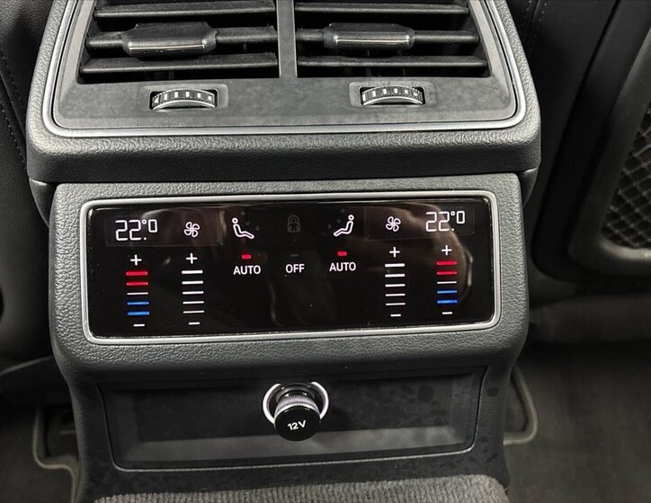 Audi A6 Sedan / Limuzína 3,0 l 250 kw