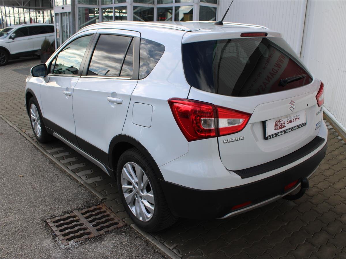 Suzuki SX4 S-Cross SUV 1,4 l 95 kw