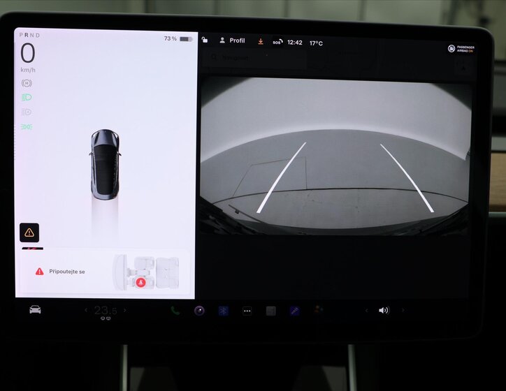 Tesla Model 3 Sedan 0,0 239 kw