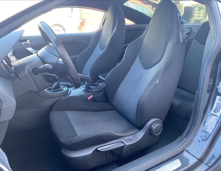 Peugeot RCZ Kupé 2,0 l 120 kw