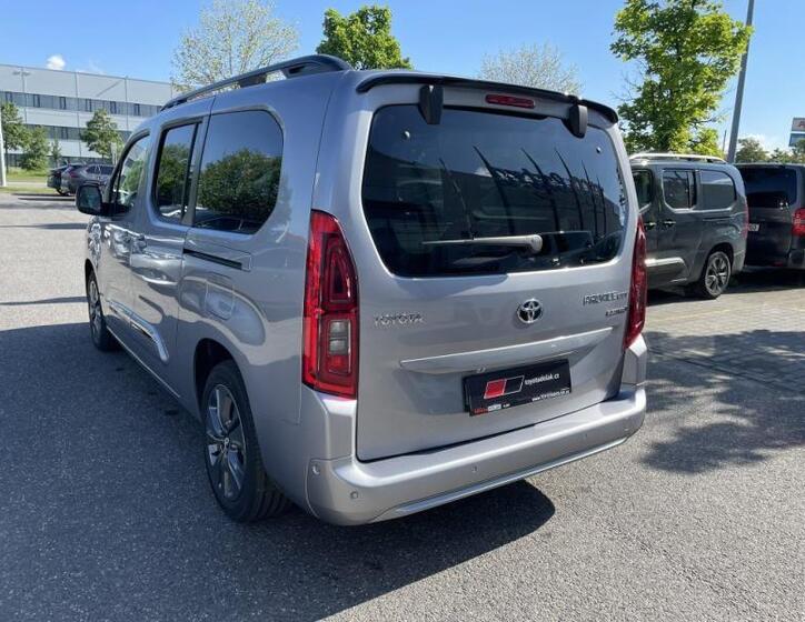 Toyota ProAce City Verso 13