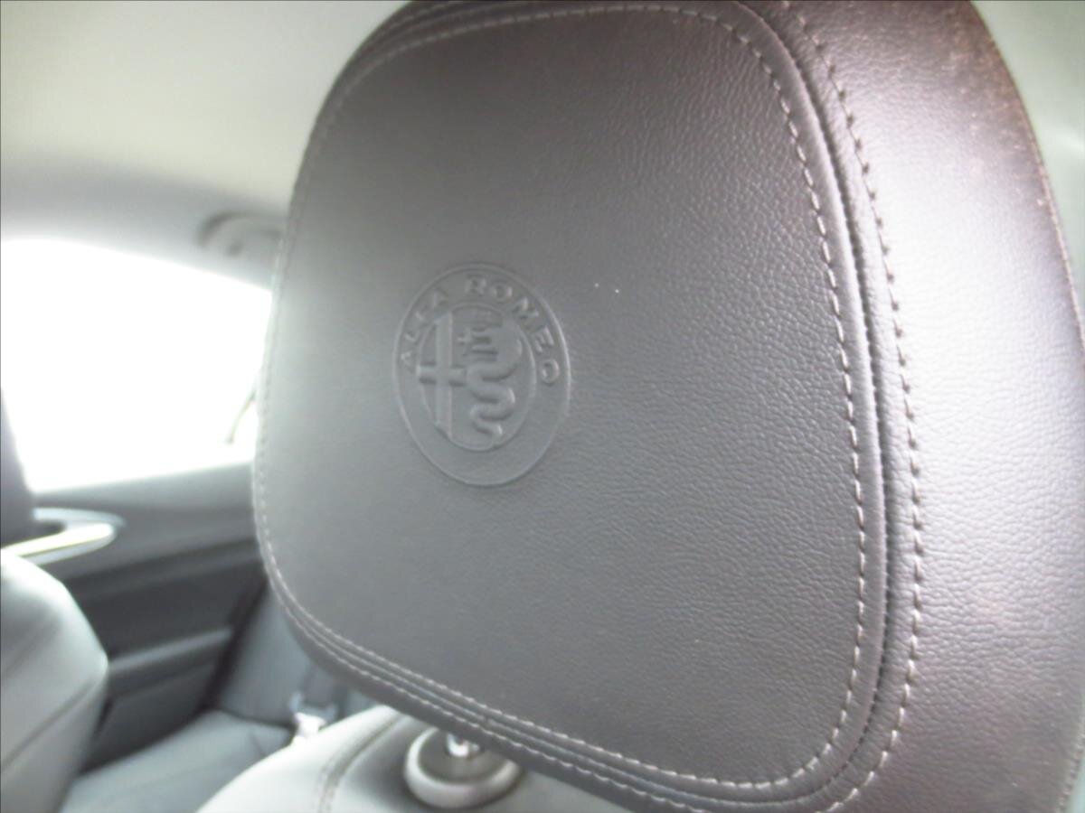 Alfa Romeo Giulia Sedan 2,1 l 110 kw