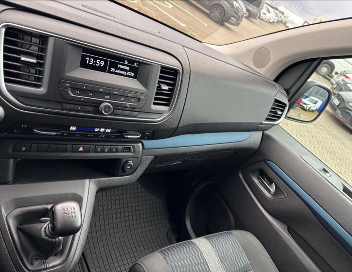 Peugeot Traveller Kombi 2,0 l 110 kw