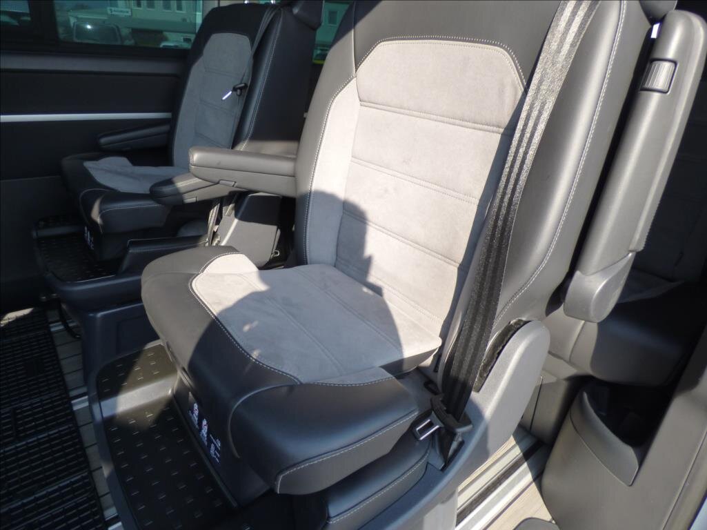 Volkswagen Multivan Kombi 2,0 l 150 kw