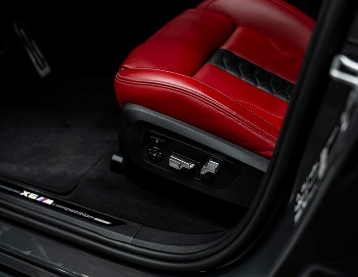 BMW X6 SUV / Terénní 4,4 l 460 kw