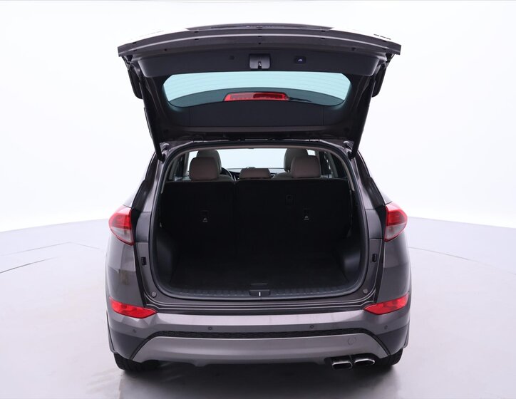 Hyundai Tucson SUV 2,0 l 136 kw