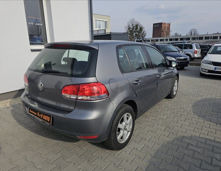 Volkswagen Golf Hatchback 1,4 l 59 kw