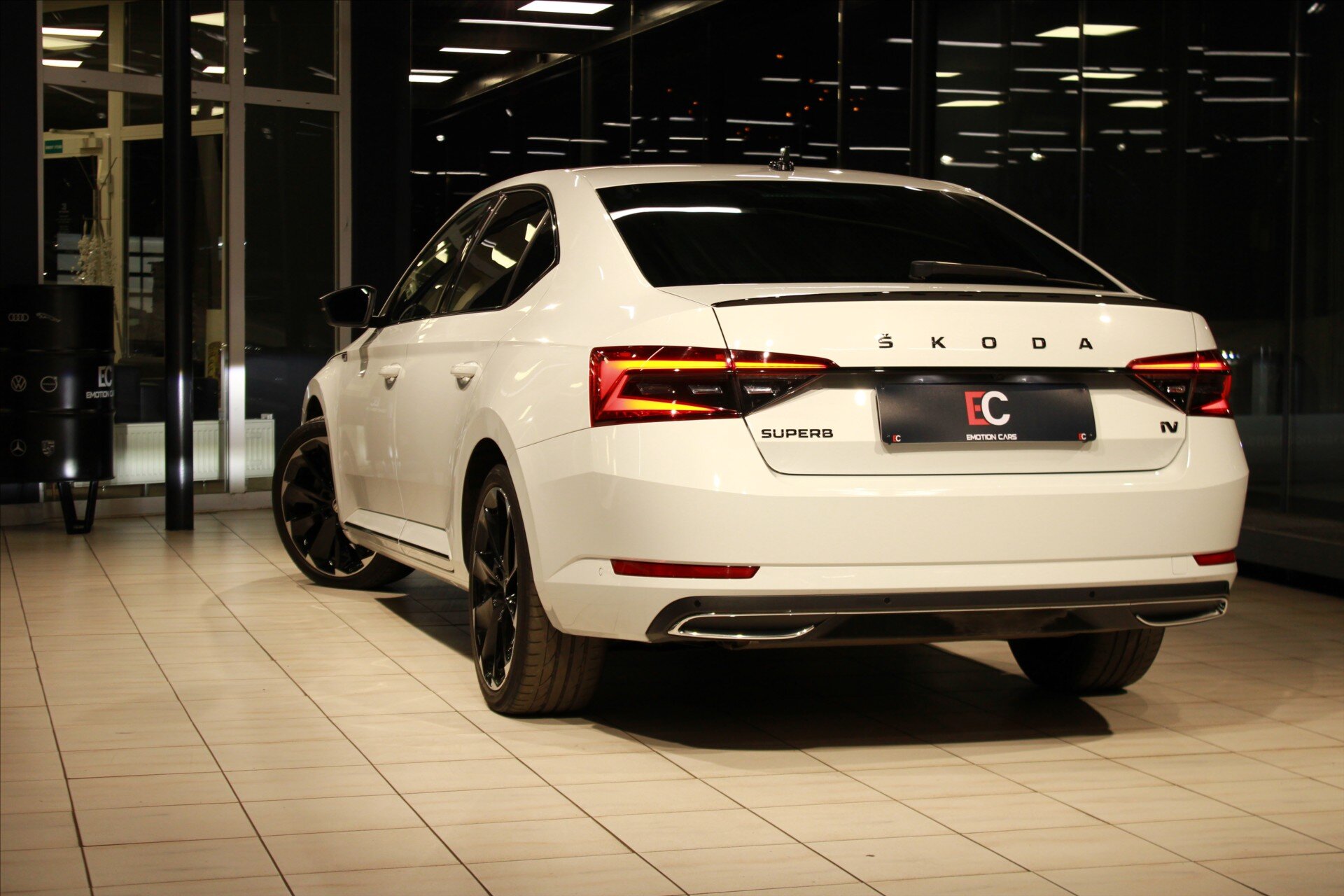 Škoda Superb Liftback 1,4 l 160 kw