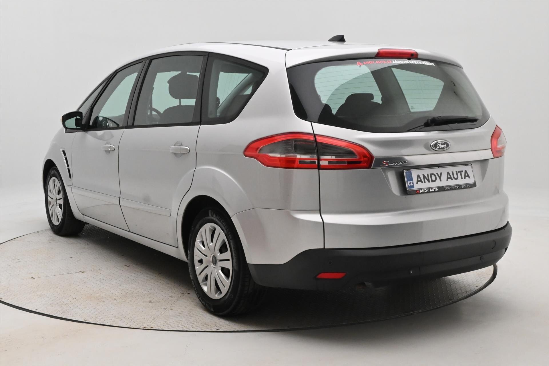Ford S-MAX MPV 2,0 l 103 kw