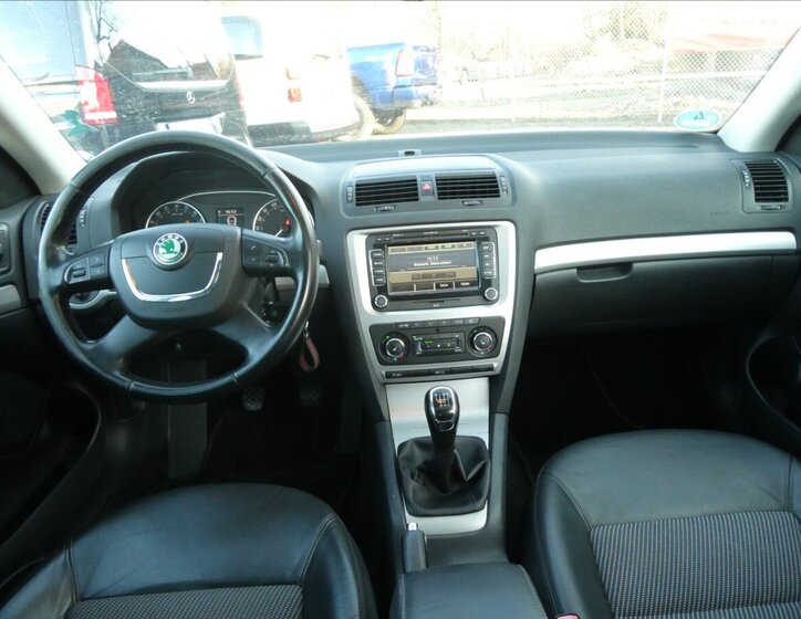 Škoda Octavia Kombi 2,0 l 103 kw