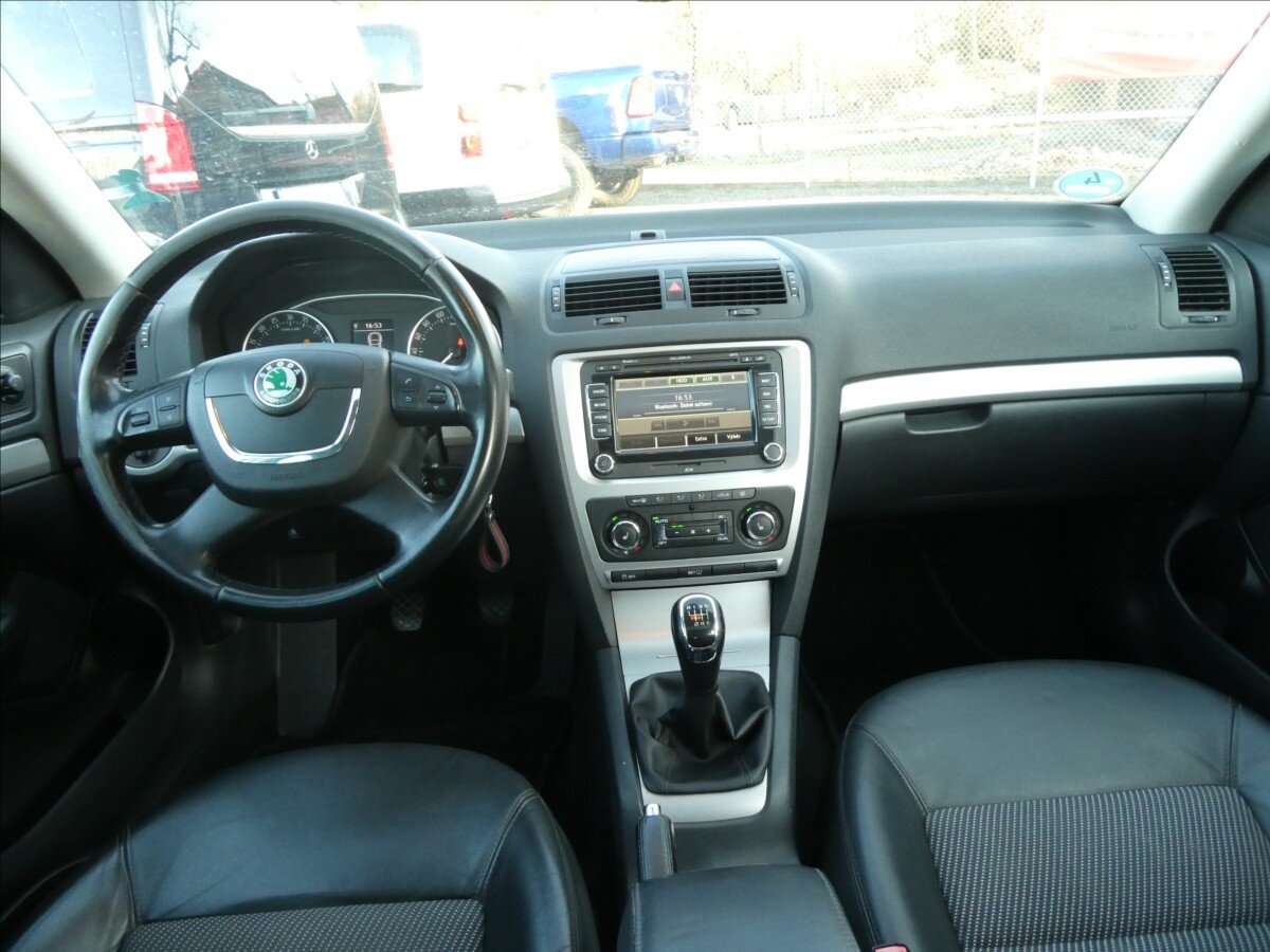 Škoda Octavia Kombi 2,0 l 103 kw