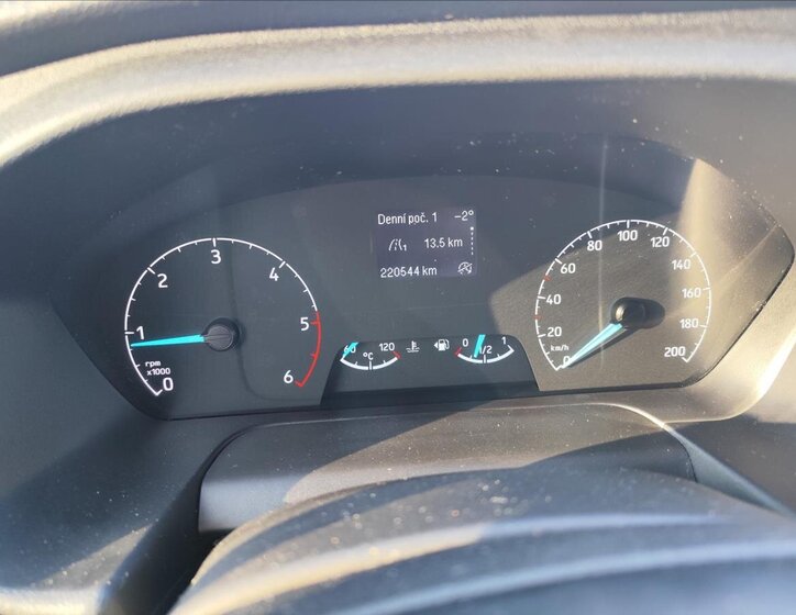 Ford Transit Custom Kombi 2,0 l 96 kw