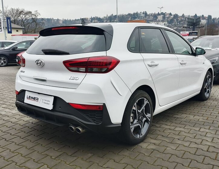 Hyundai i30 Hatchback 998,0 88 kw