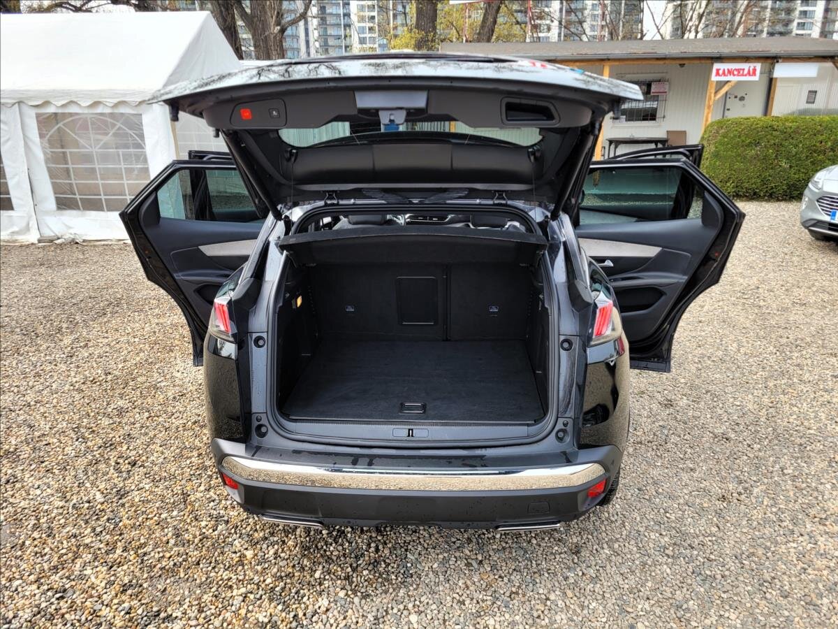 Peugeot 3008 SUV / Terénní 1,6 l 165 kw