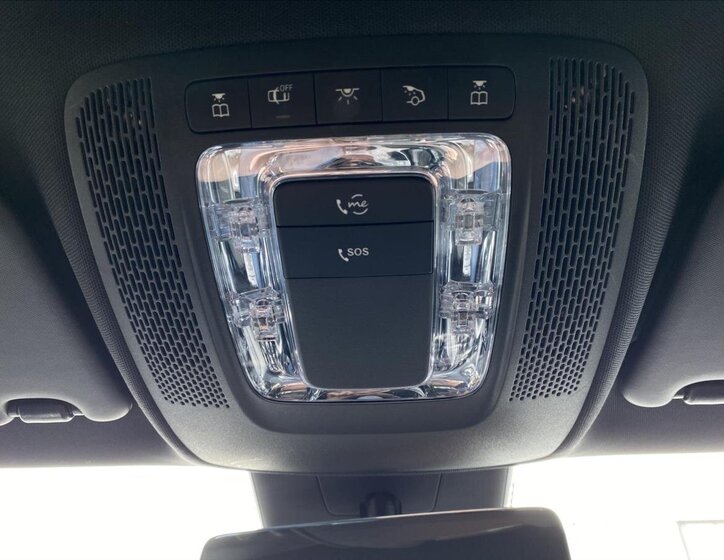 Mercedes-Benz CLA Kupé 1,3 l 118 kw