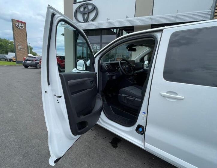 Toyota ProAce Verso 17