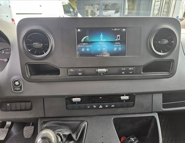 Mercedes-Benz Sprinter 14