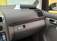 Volkswagen Touran Kombi 1,4 l 103 kw