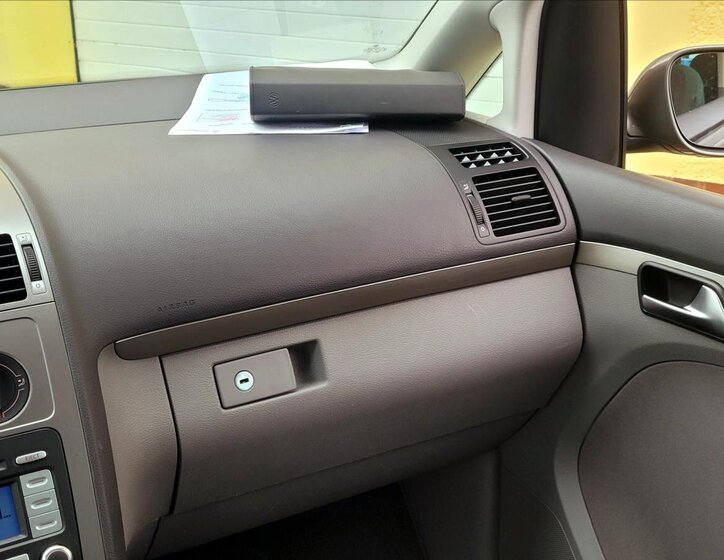 Volkswagen Touran Kombi 1,4 l 103 kw