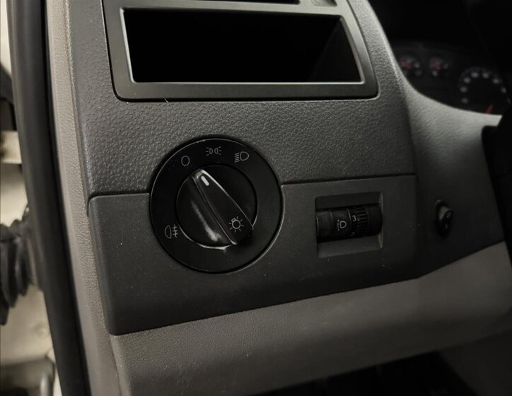 Volkswagen Transporter 8