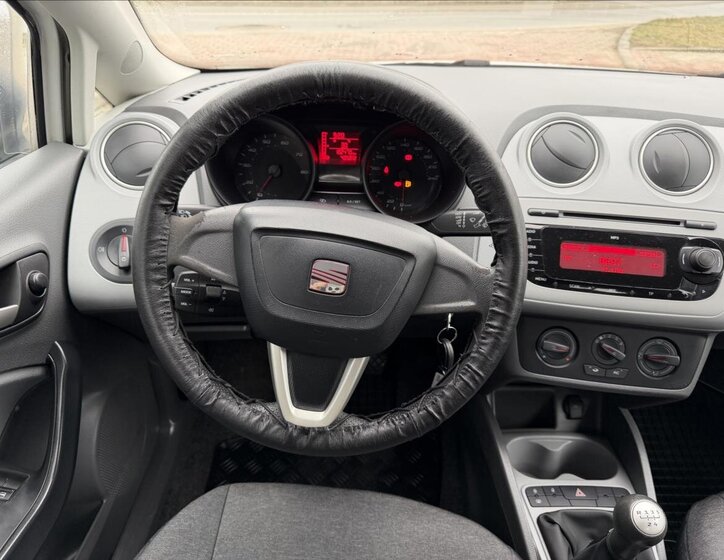 Seat Ibiza Hatchback 1,4 l 63 kw