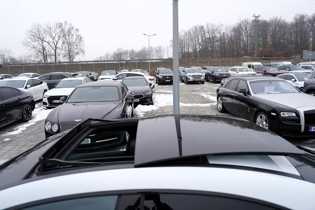 Mercedes-Benz CLA Sedan 2,0 l 340 kw