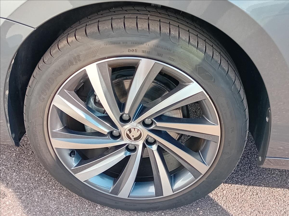 Škoda Octavia Sedan 2,0 l 110 kw