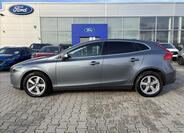 Volvo V40 2
