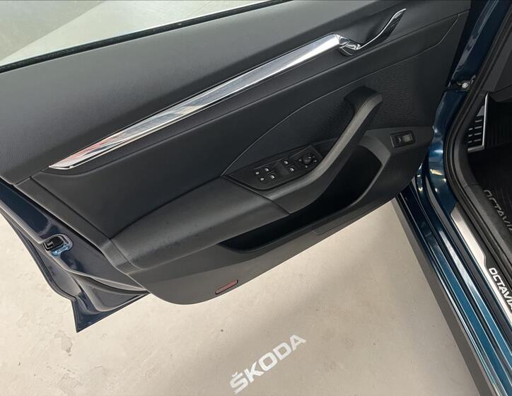 Škoda Octavia 24