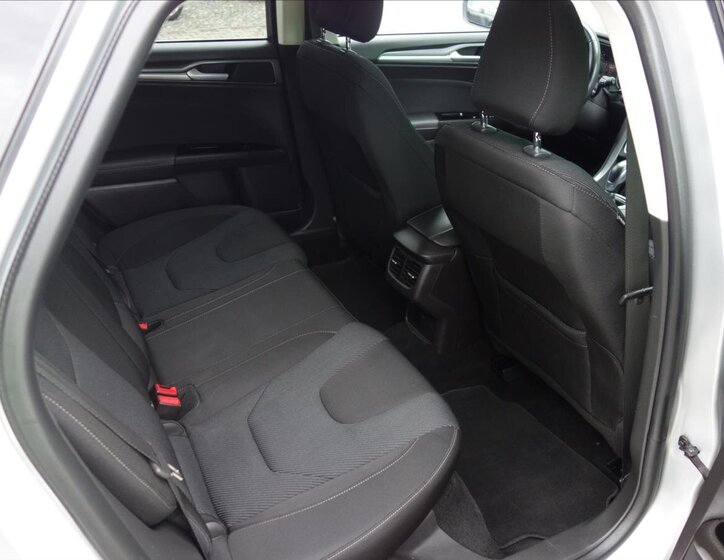 Ford Mondeo Kombi 2,0 l 110 kw