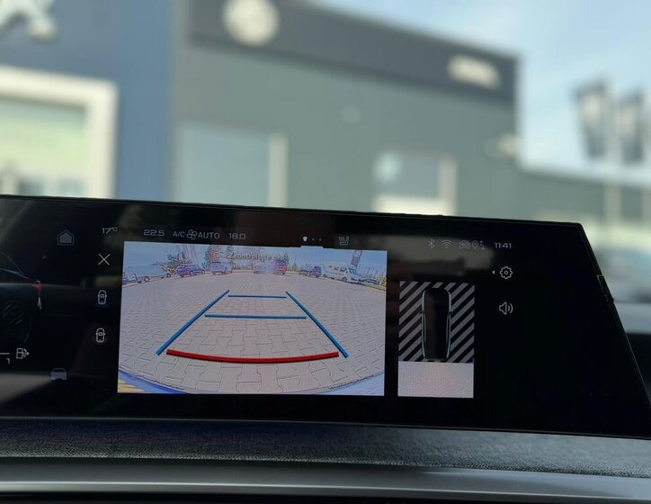 Peugeot 3008 SUV / Terénní 1,2 l 107 kw