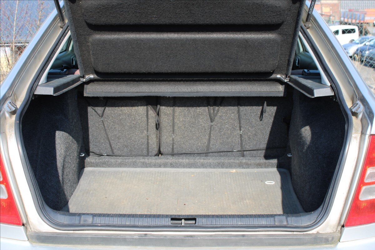 Škoda Octavia Liftback 1,6 l 74 kw