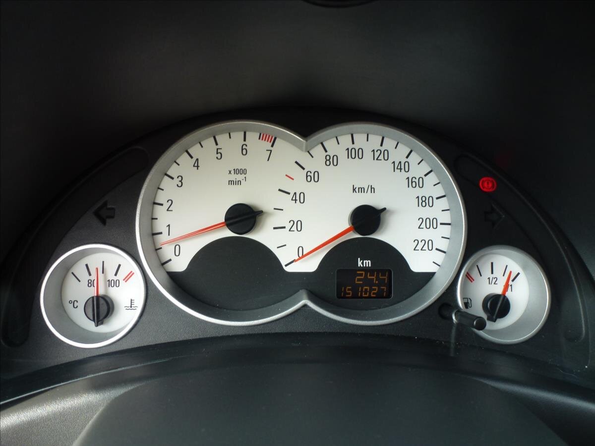 Opel Tigra Kabriolet 1,4 l 66 kw