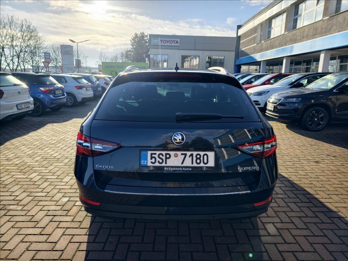 Škoda Superb Kombi 2,0 l 140 kw