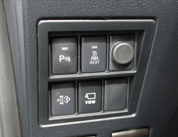 Toyota Hilux Pick-up 2,8 l 150 kw