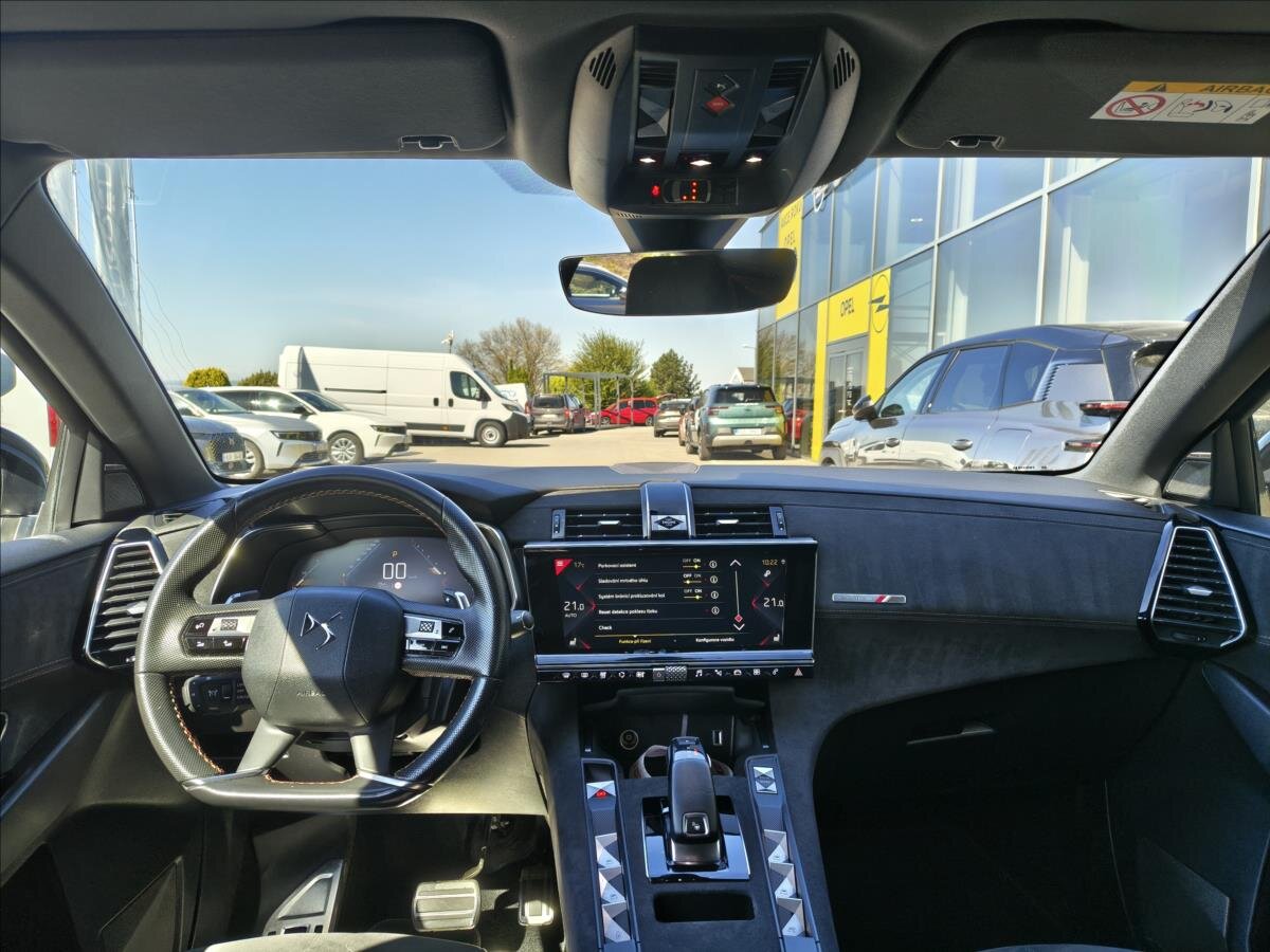 DS Automobiles DS7 Crossback SUV / Terénní 2,0 l 130 kw