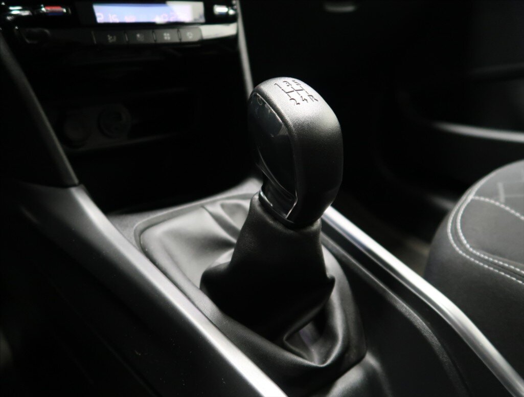 Peugeot 2008 SUV / Terénní 1,2 l 81 kw