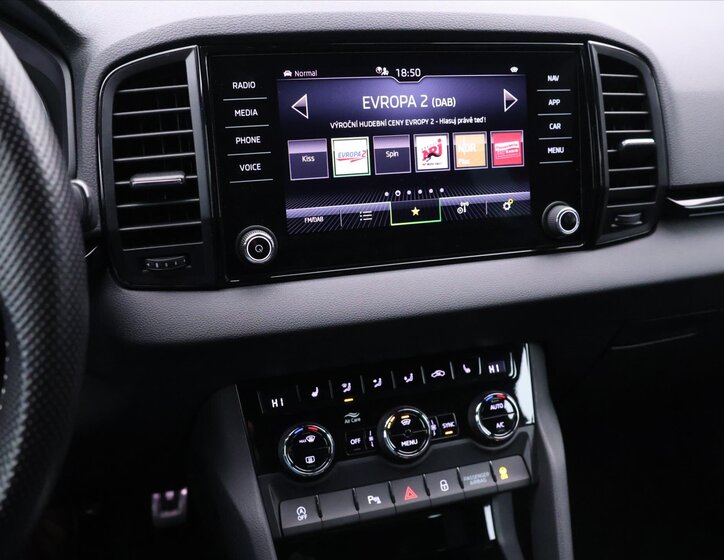 Škoda Karoq SUV 1,5 l 110 kw