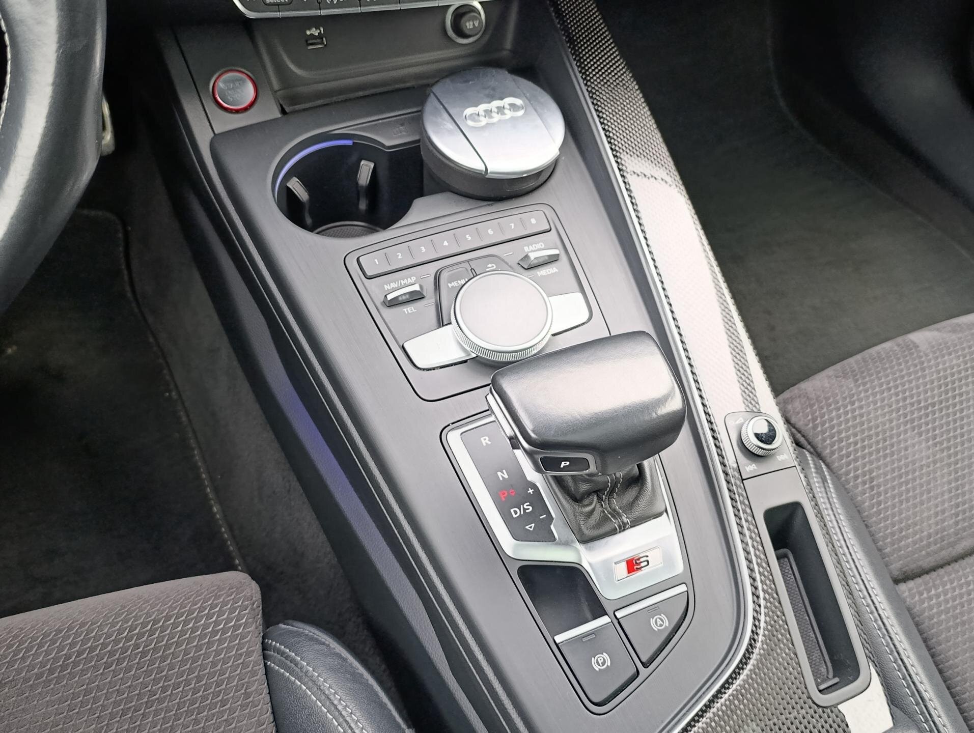 Audi S4 Kombi 3,0 l 260 kw