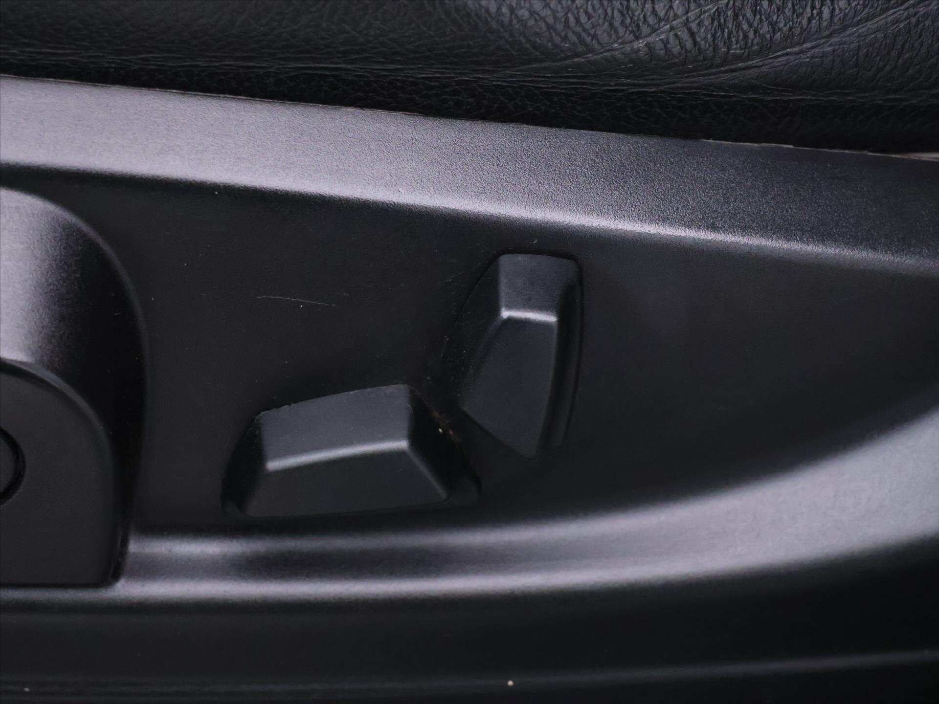 BMW X5 SUV 3,0 l 173 kw