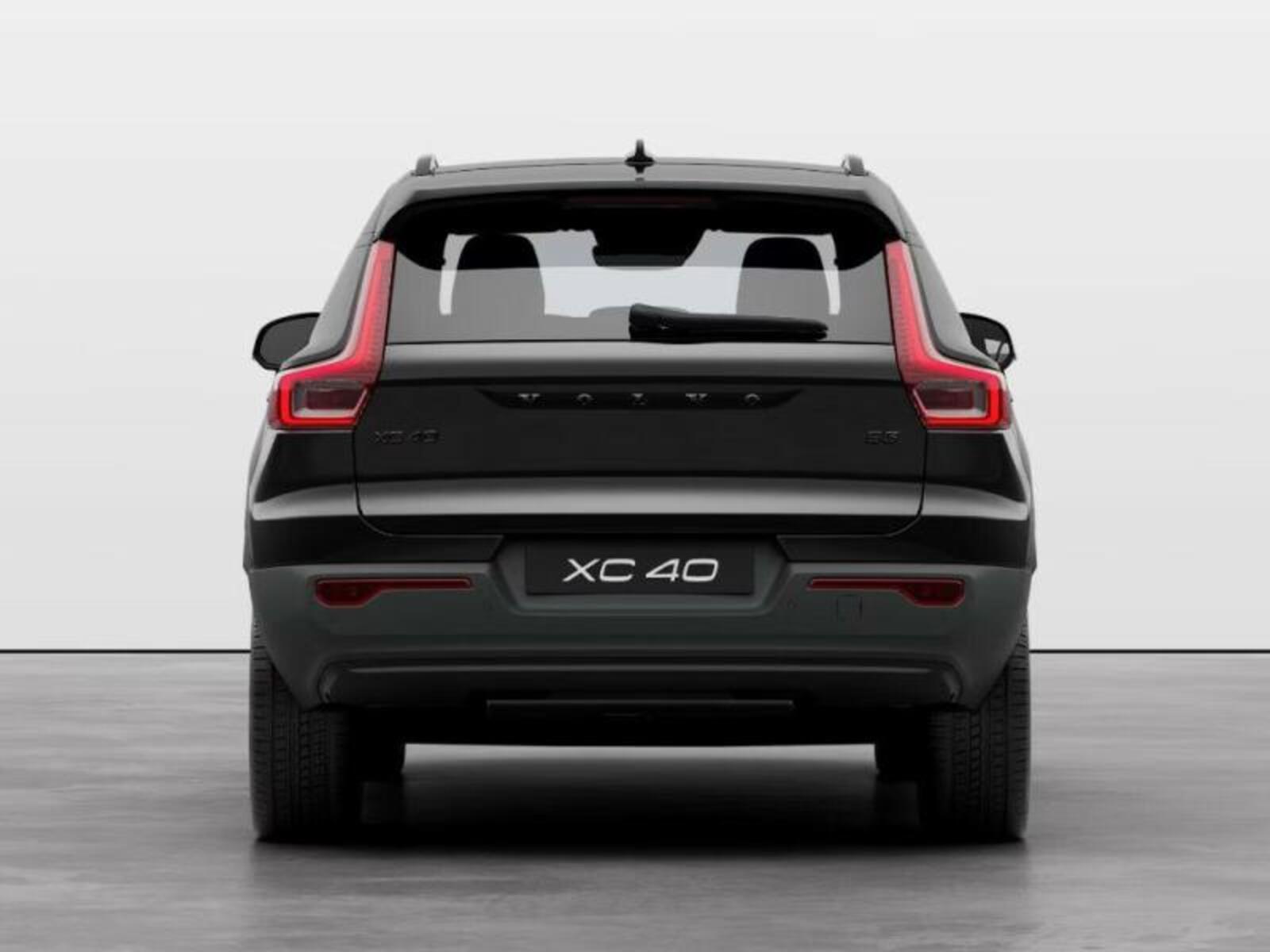 Volvo XC40 6